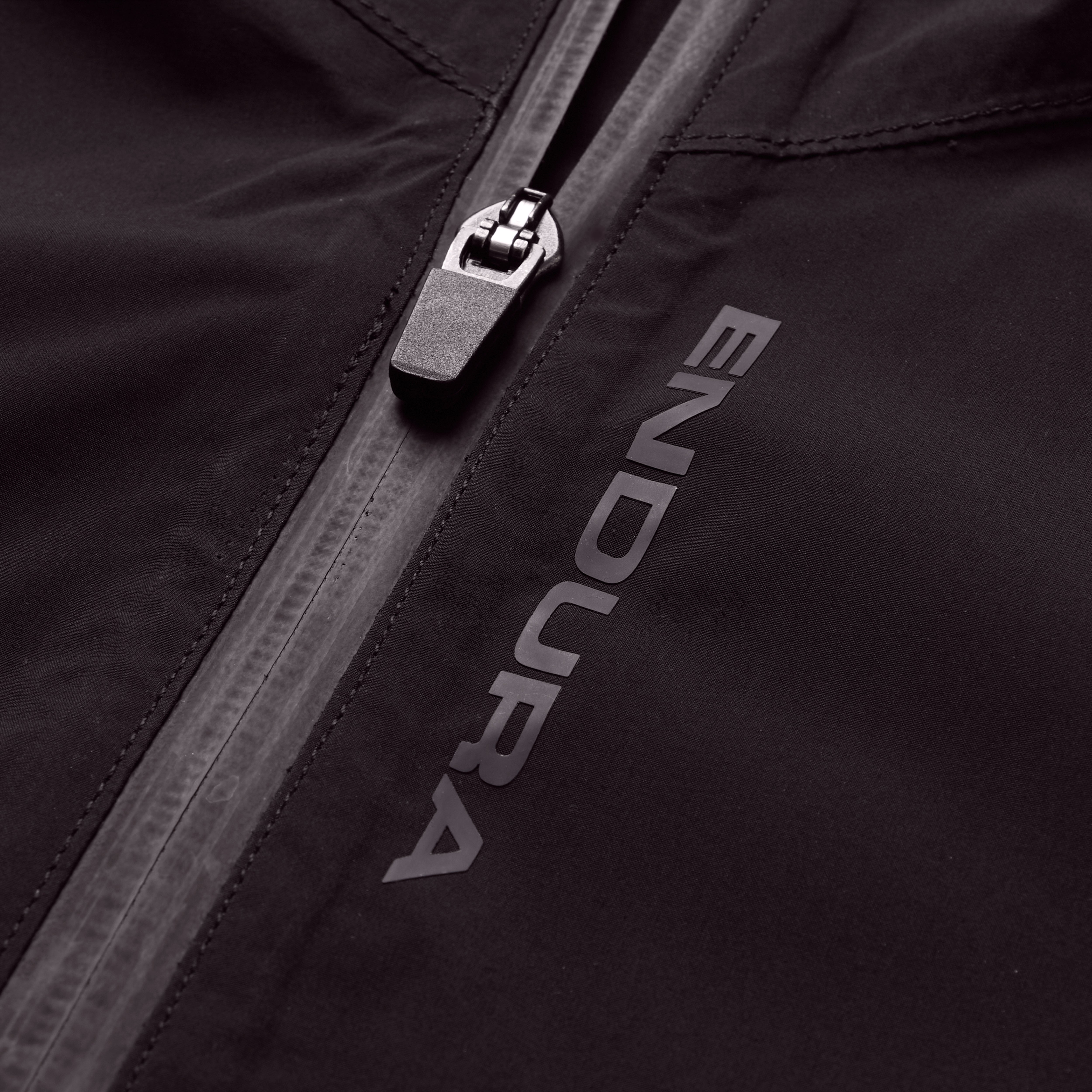 Men's Loop Rout Waterproof Jacket - Black