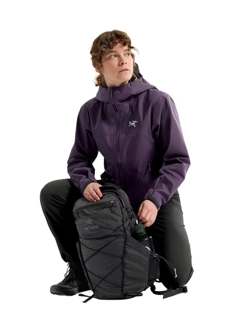 Women's Beta SL Jacket - Moondrop
