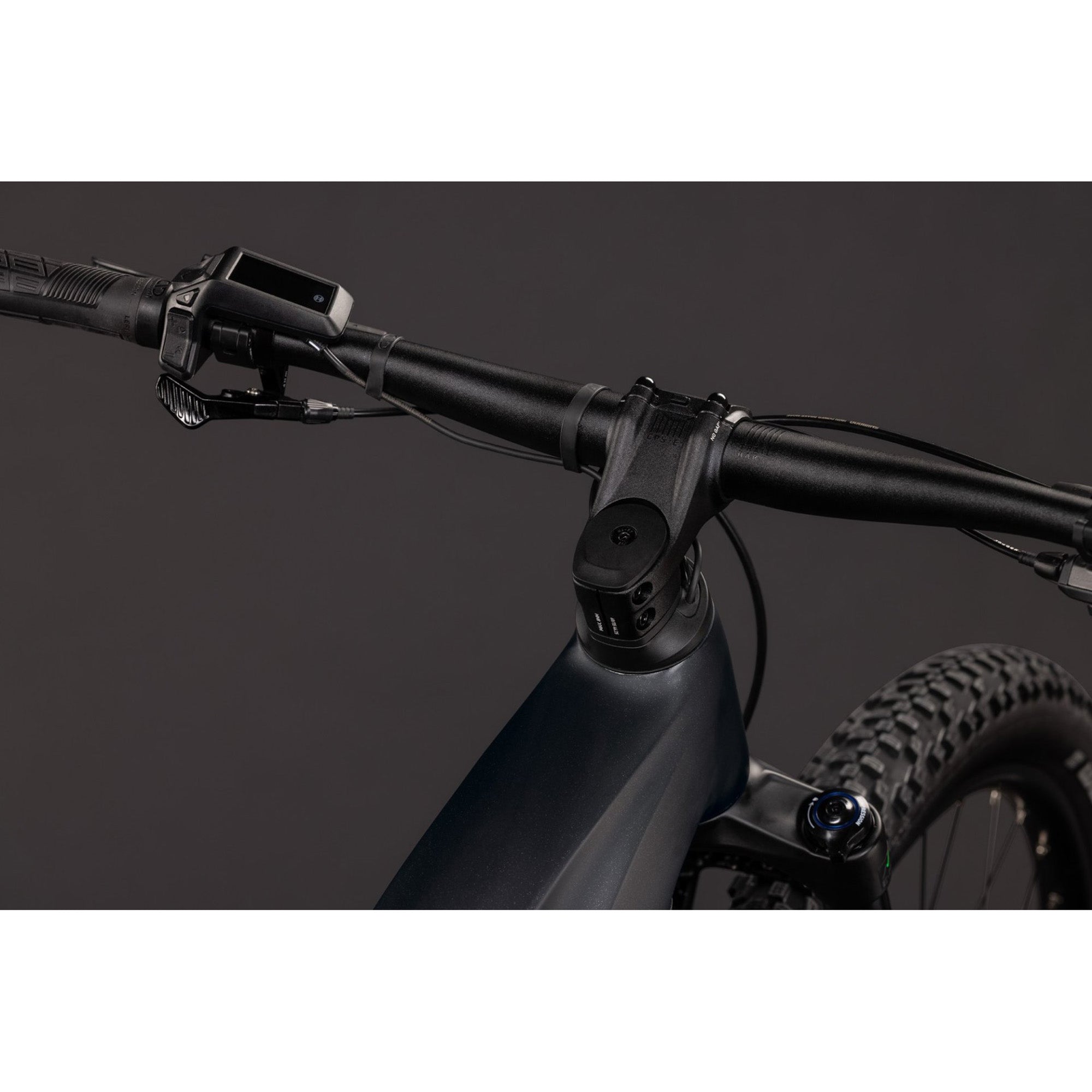 Reaction Hybrid Pro 800 2027 Mountain E-Bike - Black