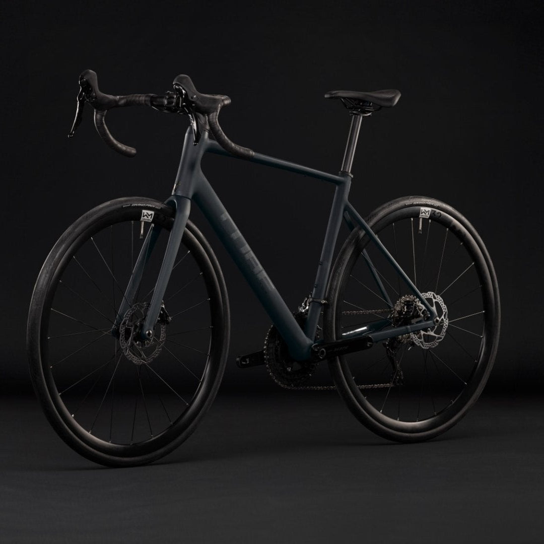 Attain SLX 2027 Road Bike - Black