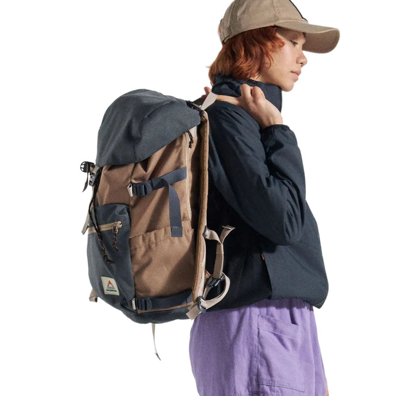 Vantage 24L Backpack - Brown