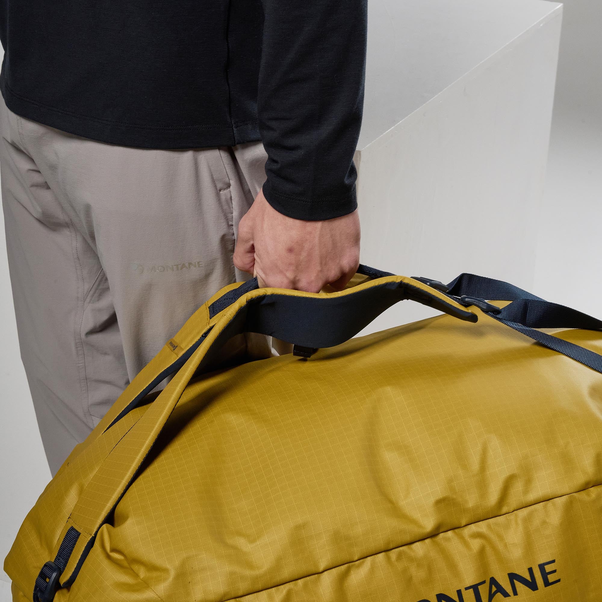 Transition Duffel 70L - Yellow