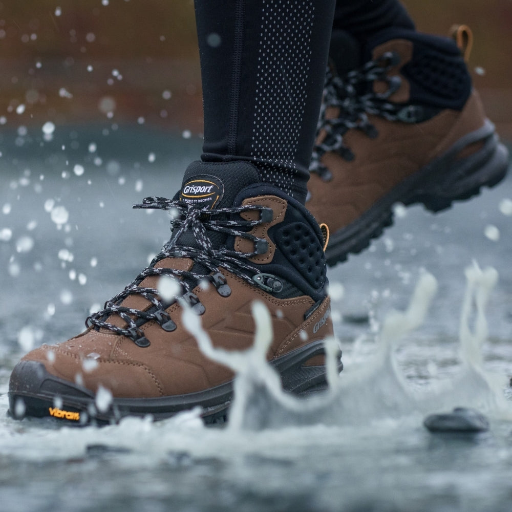 Women's Lynx Walking Boots - Brown