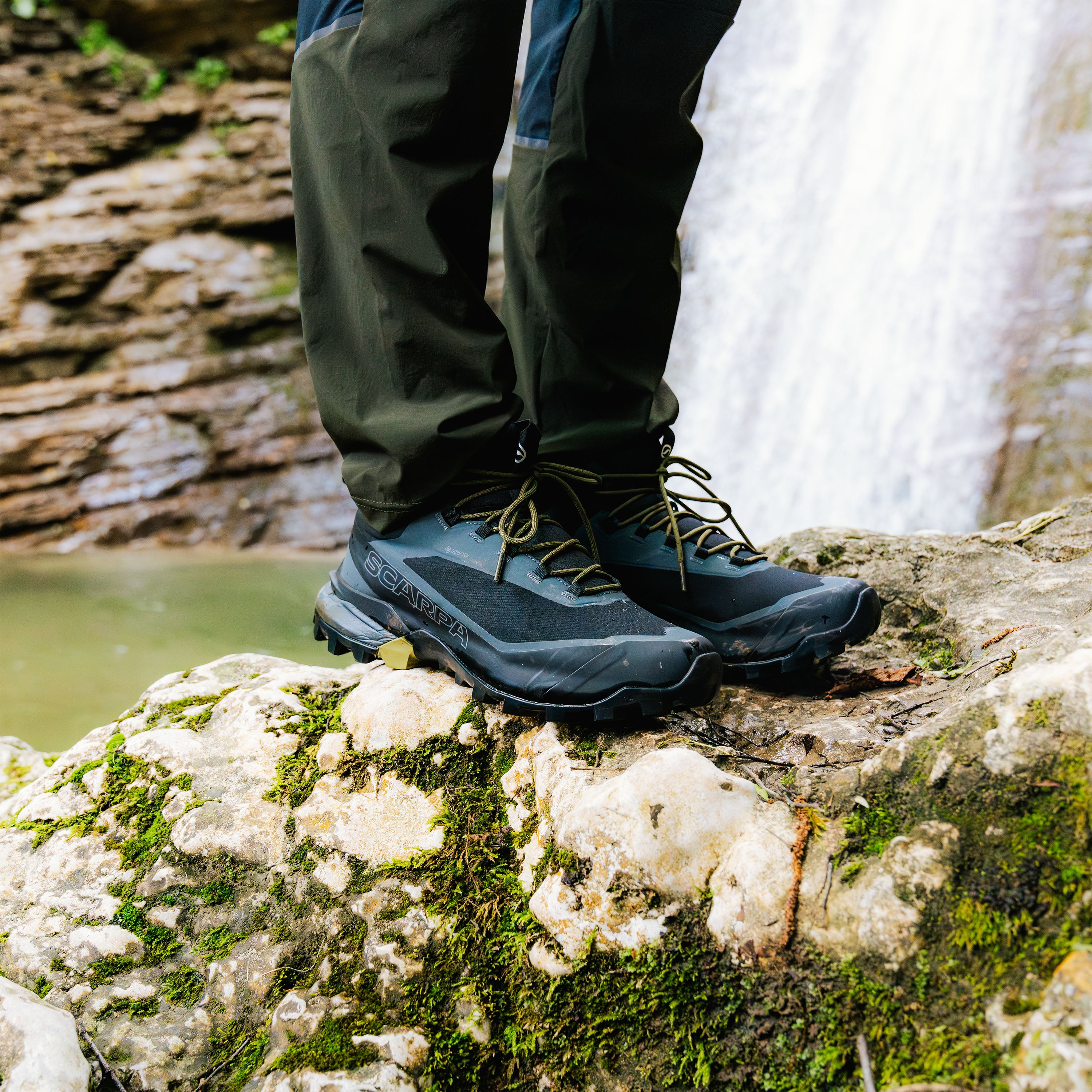 Men's Ribelle Cross Mid GORE-TEX Hiking Boots - Black