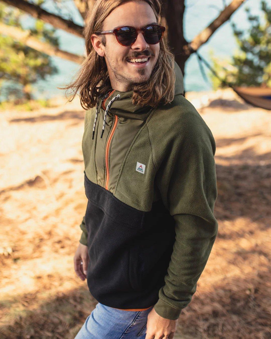 Men's Woodland Hooded 1/2 Zip Fleece - Khaki