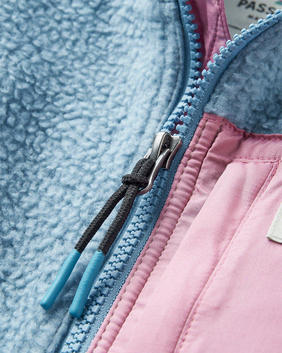 Women's Fairbanks Sherpa Gilet - Blue / Cream