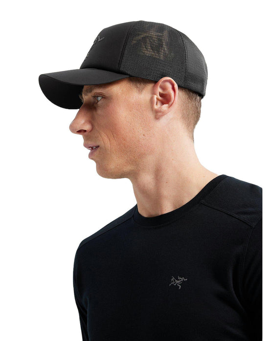 Unisex Bird Trucker Curved Hat - Black