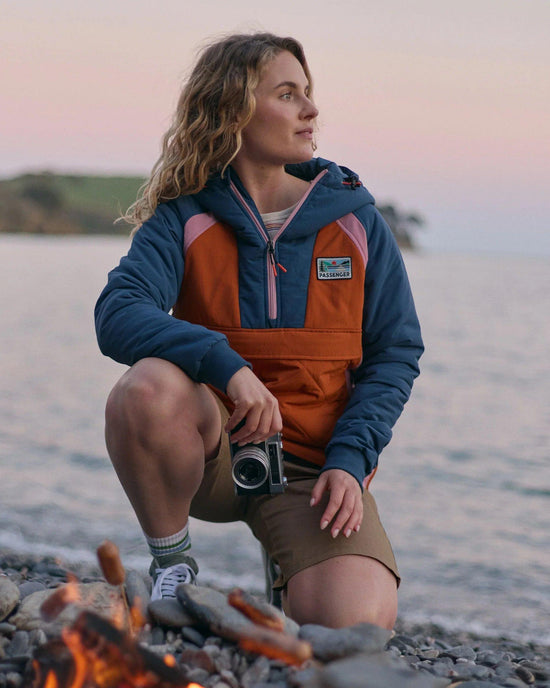Women's Ocean Insulated 1/2 Zip Jacket - Navy / Orange