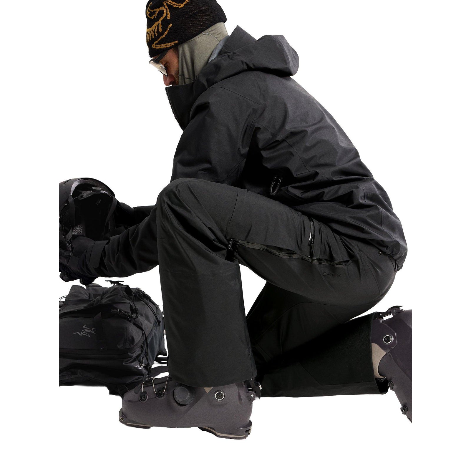 Men's Sabre GORE-TEX Ski Pants - Regular - Black
