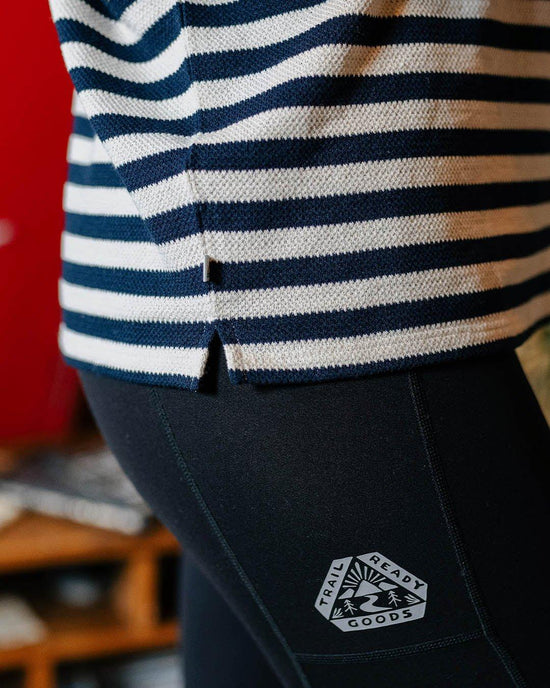 Women's Panorama Striped Long Sleeved T-Shirt - Blue / White