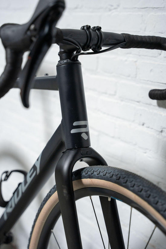 Kanzo Adventure Alu GRX600 1x Gravel Bike - Black / Silver