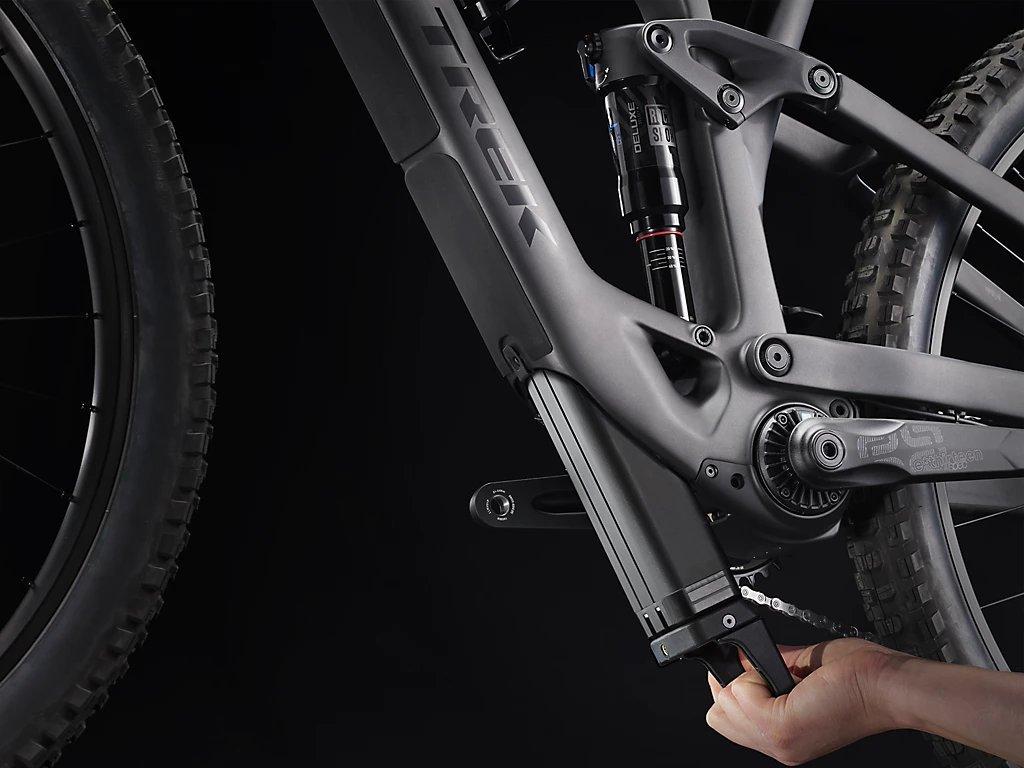 Fuel EXe 9.5 Mountain Bike - 2023 - Matte Dnister Black