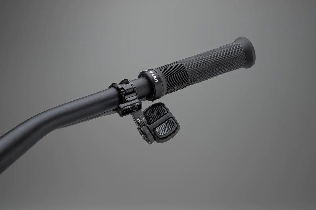 E-Lyte 150 RSX Trail/Enduro Electric Mountain Bike - Silver