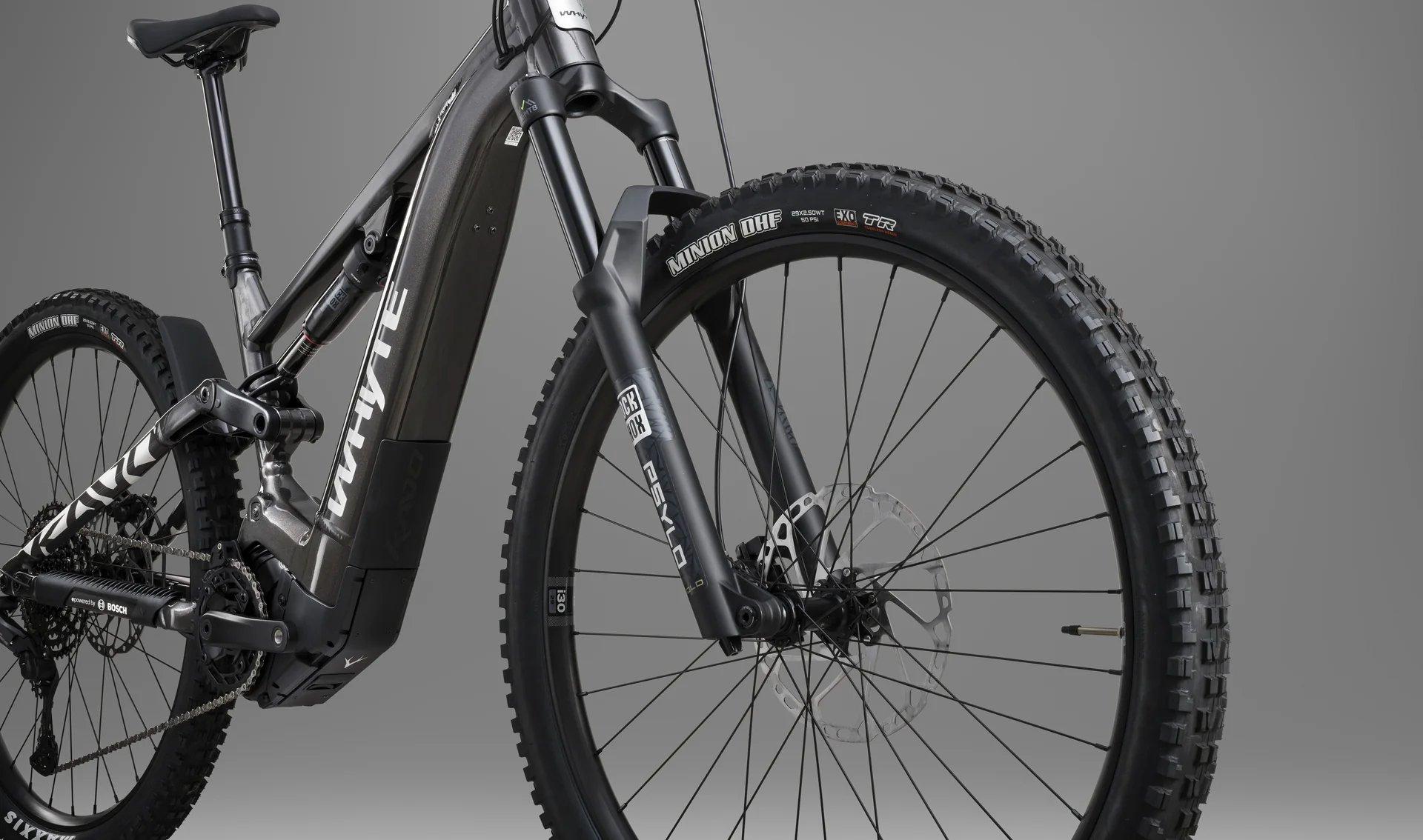 Kado S Mountain E-Bike - Black / Silver