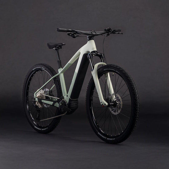 Reaction Hybrid Pro 800 Mountain E-Bike - Green