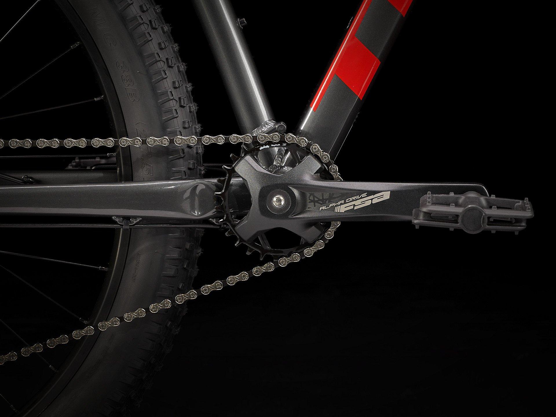 Roscoe 6 - 2023 - Lithium Grey / Cobra Blood