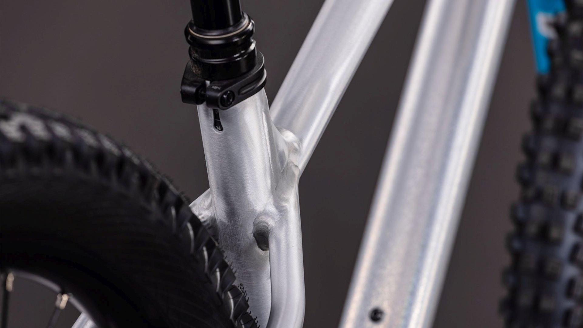 Reaction TM ONE Mountain Bike - Silver / Blue