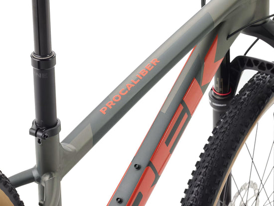 Procaliber 8 Cross-Country Mountain Bike - Grey / Orange