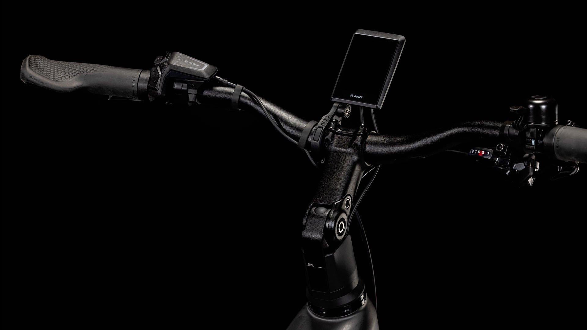 Kathmandu Hybrid Pro 800 E-Bike - Slab Grey/Chrome