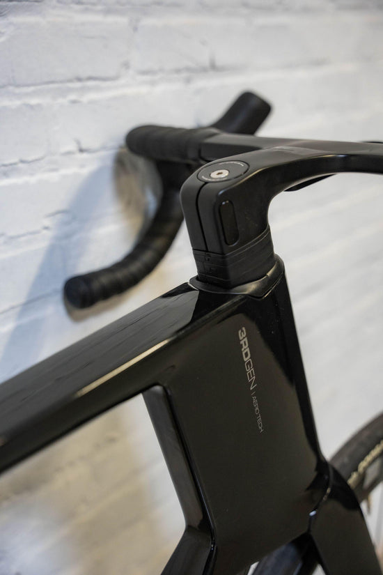 Noah 3.0 Ultegra Di2 2x12 Road Bike - Black