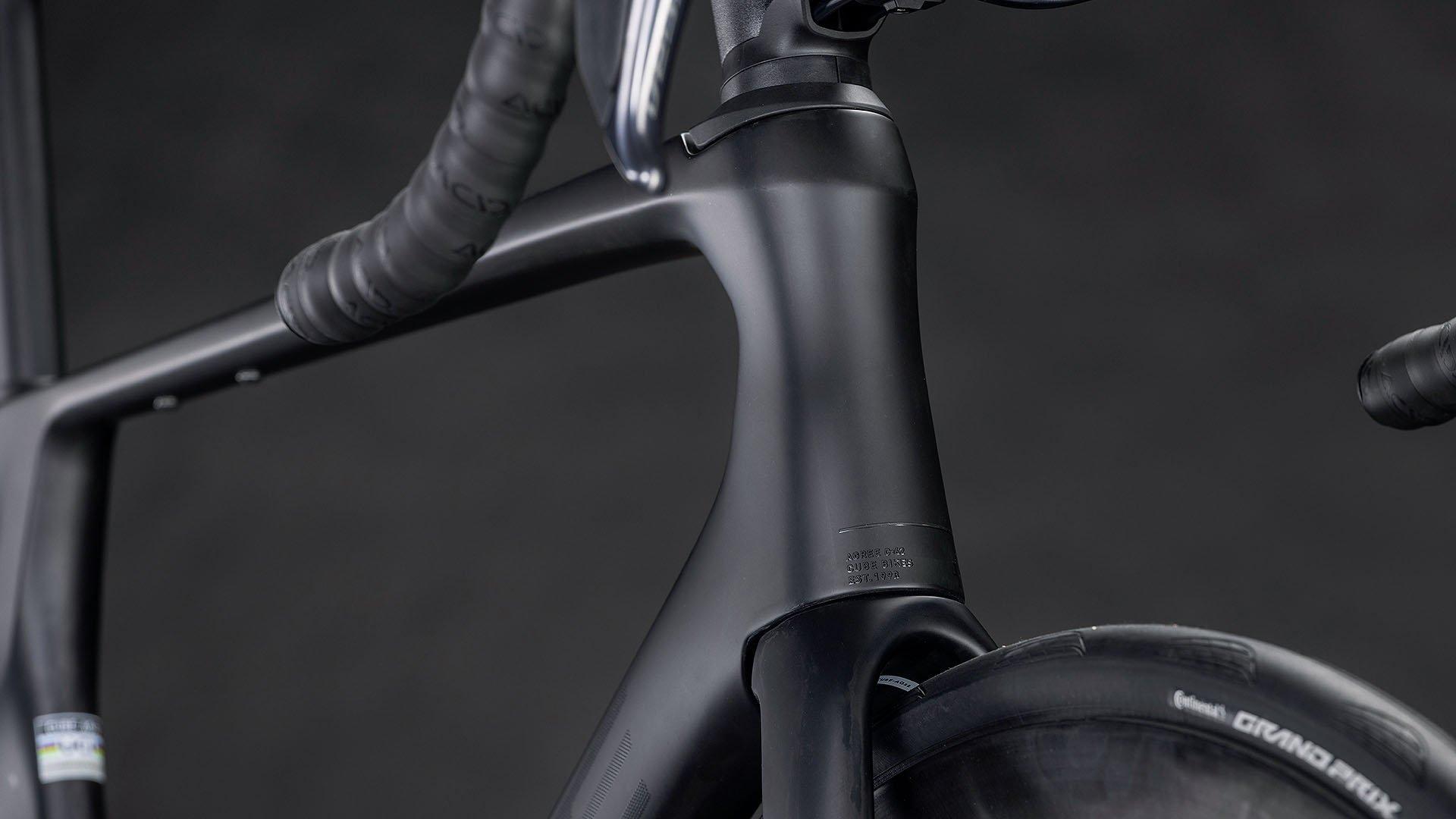 Agree C:62 Pro Road Bike - Black