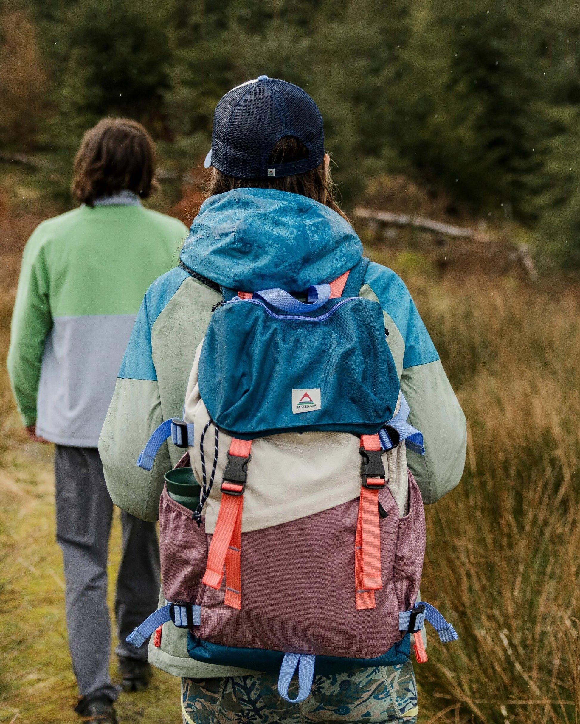 Boondocker 26L Backpack - Blue / Purple
