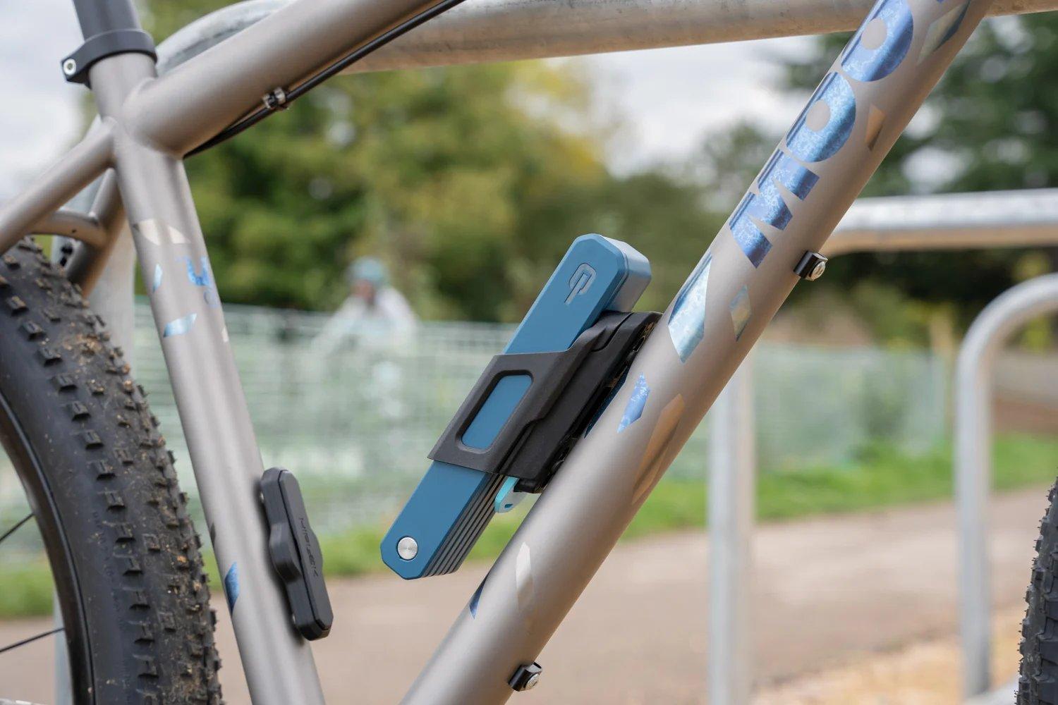 Switch Folding Bike Lock - Blue