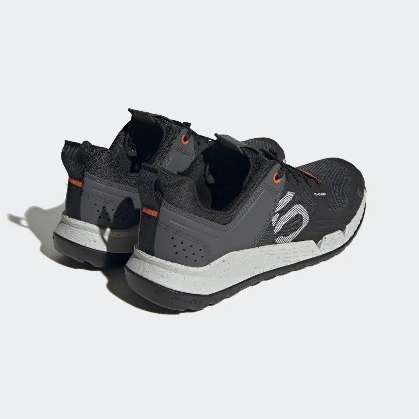 Men's Trailcross XT Shoes - Core Black / Cloud White / Grey Six