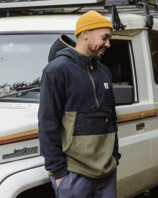 Men's Woodland 2.0 Hooded Polartec® 1/2 Zip Fleece - Black / Green