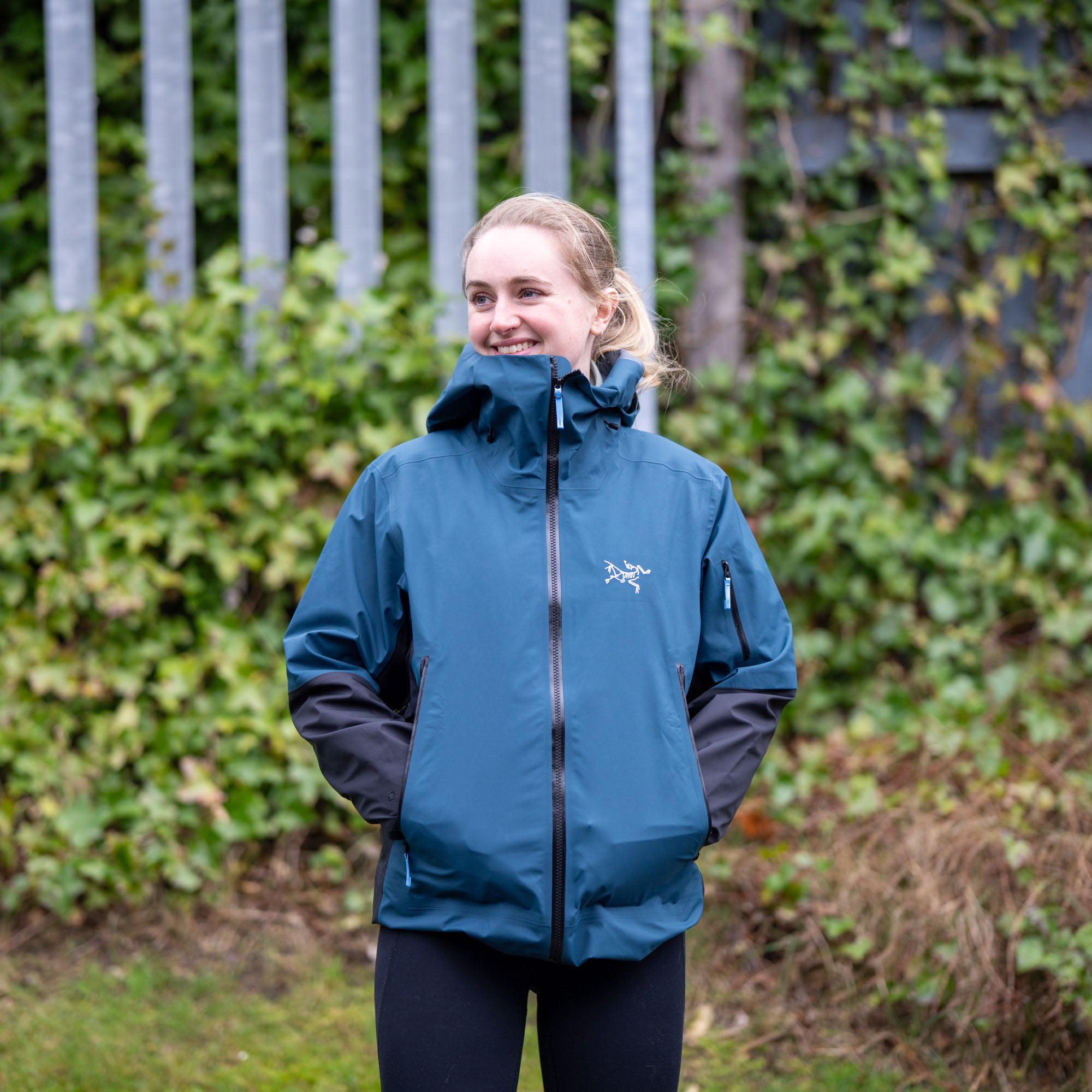 Arc'teryx Women's Sentinel GORE-TEX Jacket - Midnight Frost | Tiso