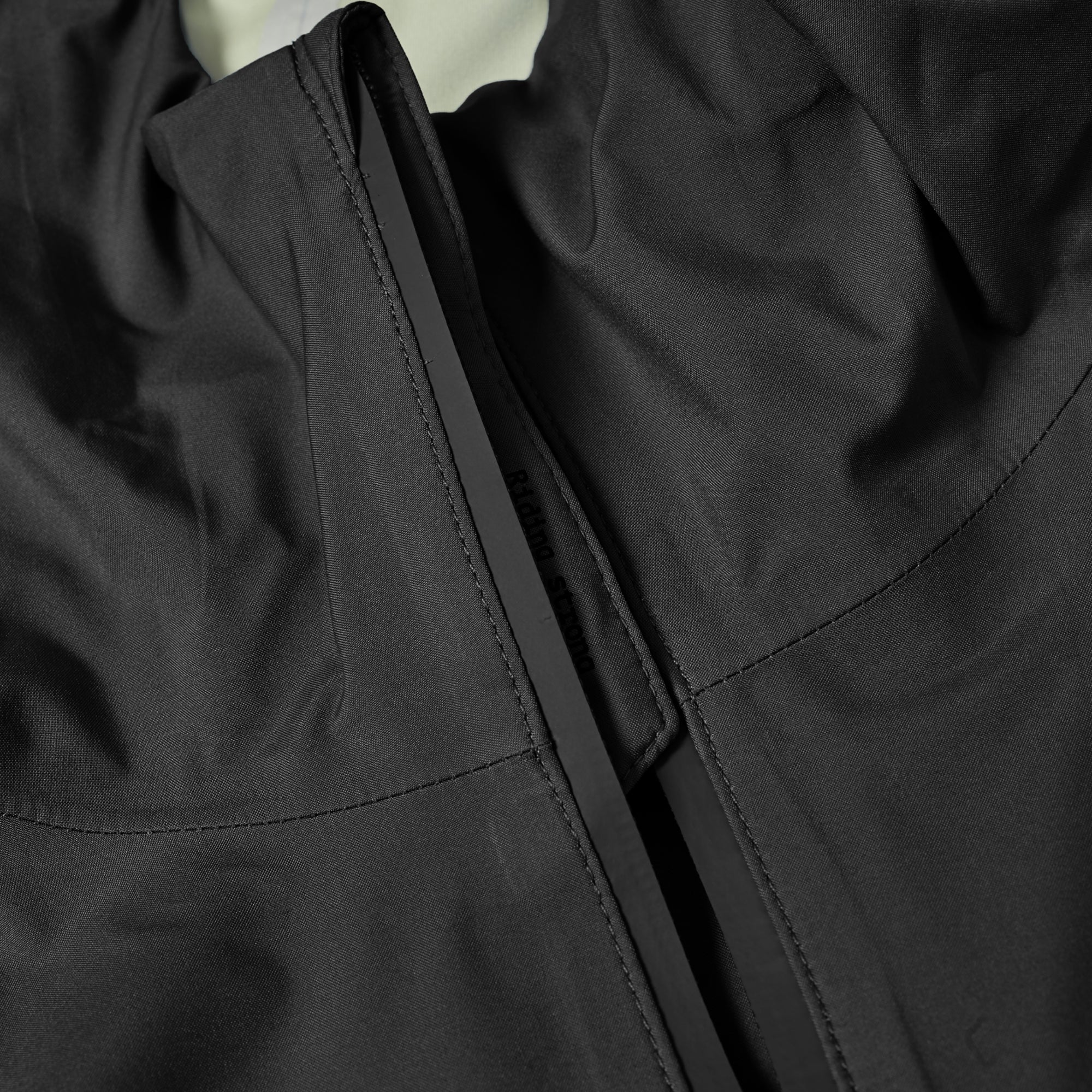Women's AllTrack Roam Waterproof Jacket - Black