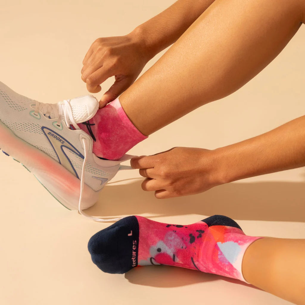 Unisex Elite Light Cushion Quarter Socks - International Women's Day Limited Edition - Pink