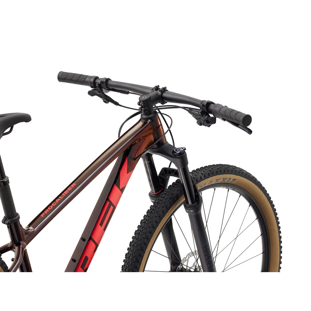 Procaliber 8 2027 Mountain Bike - Dark Red