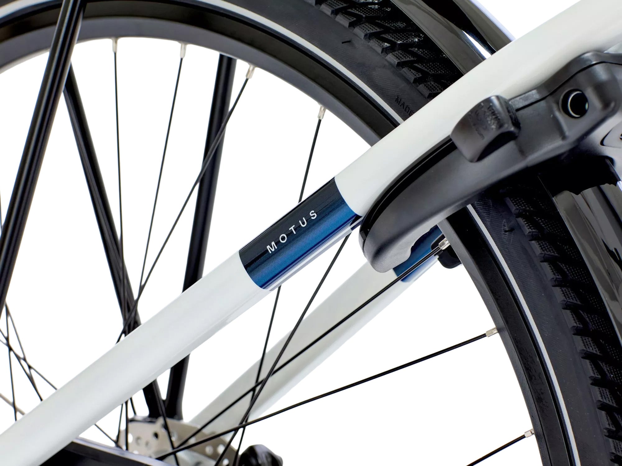 Motus Low Step Hub Gear Hybrid E-Bike - White