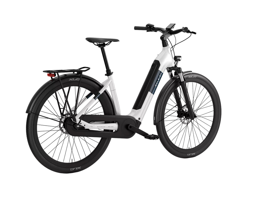 Motus Low Step Hub Gear Hybrid E-Bike - White