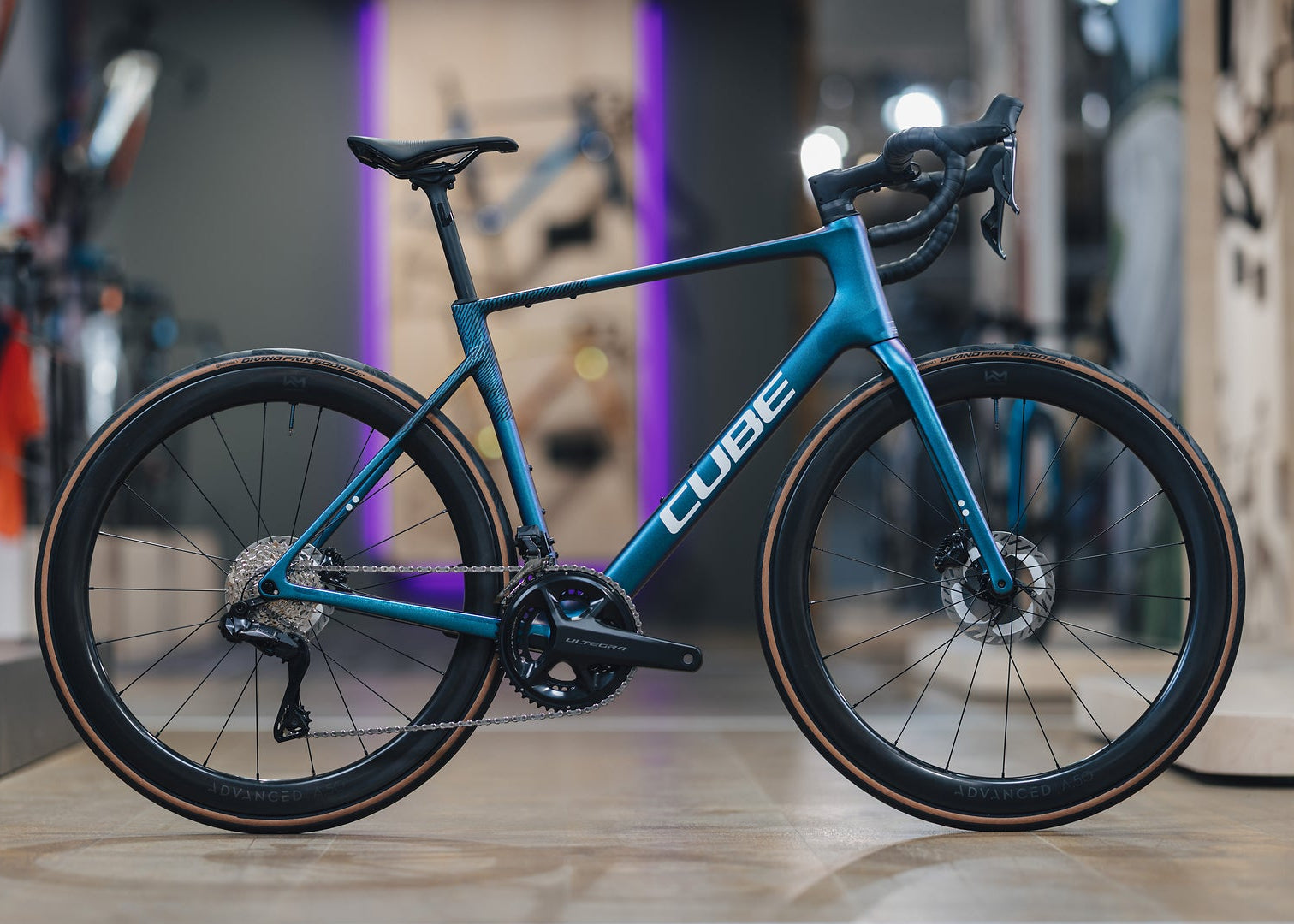Attain C:62 SLT Road Bike - Blue