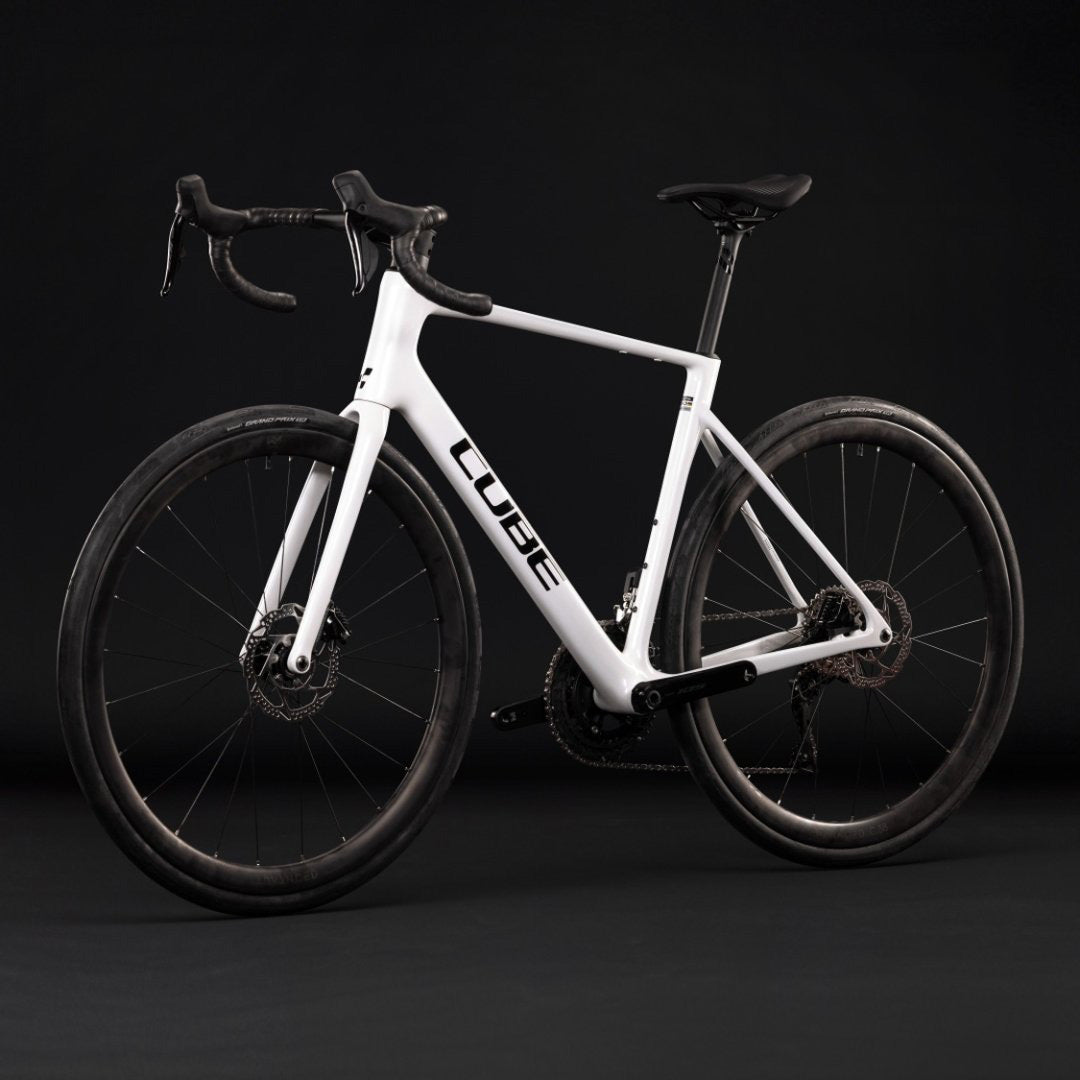 Attain C:62® SLX 2027 Road Bike - White