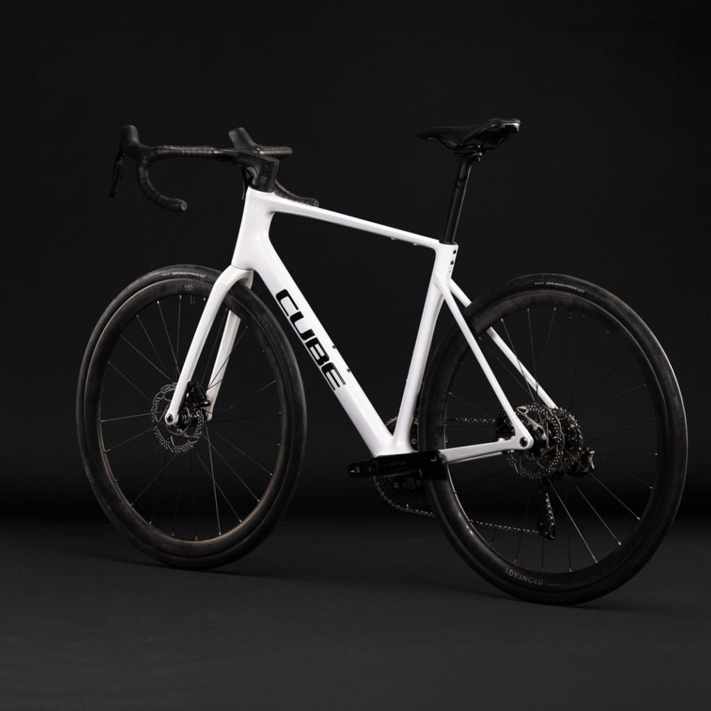 Attain C:62® SLX 2027 Road Bike - White