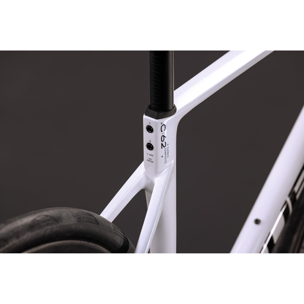 Attain C:62® SLX 2027 Road Bike - White