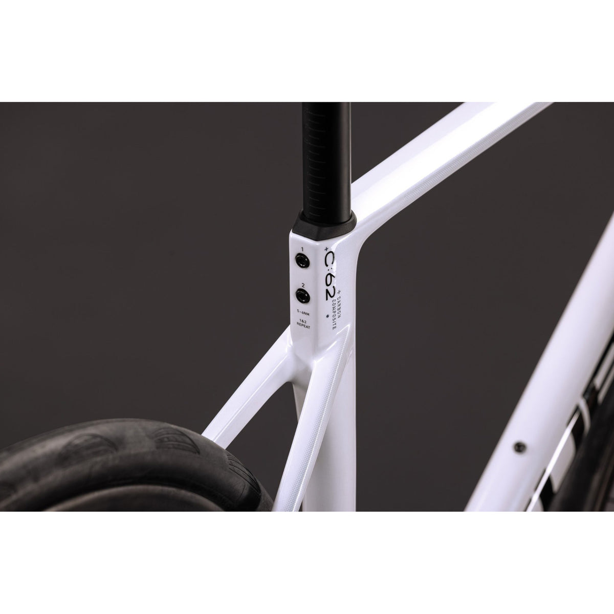 Attain C:62® SLX 2027 Road Bike - White