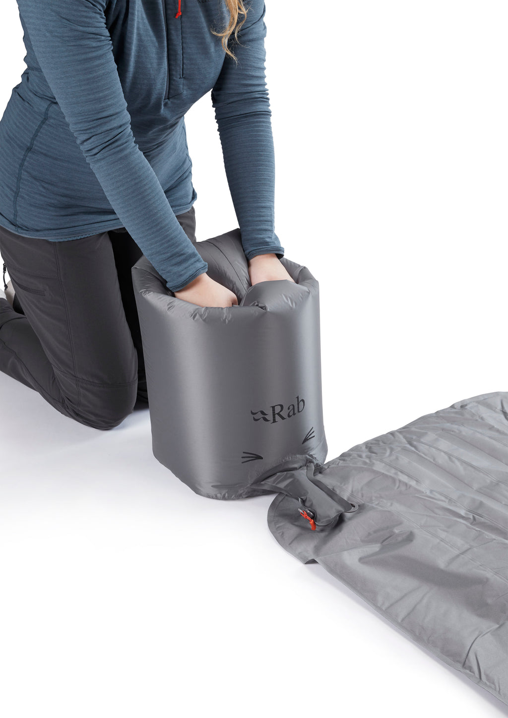 Stratosphere 4 Wide Sleeping Mat - Grey