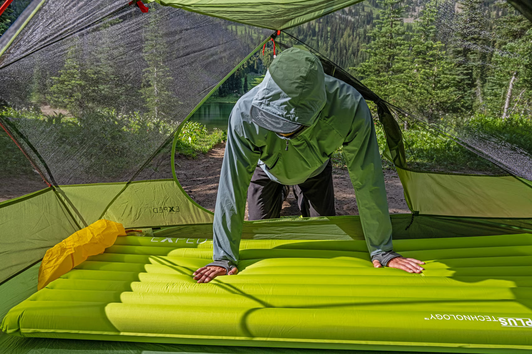 Ultra 6.5R Wide Sleeping Mat - Green