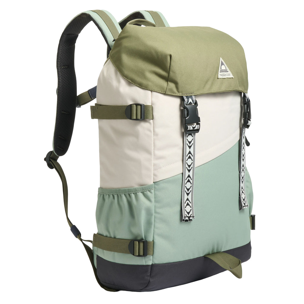 Boondocker Recycled 26L Backpack - Green