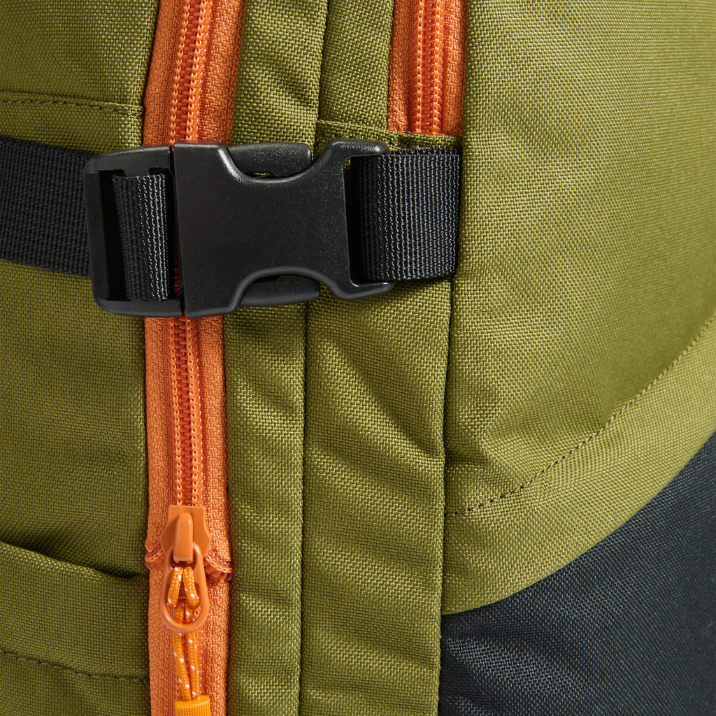 Boondocker Expandable Travel Pack - Green