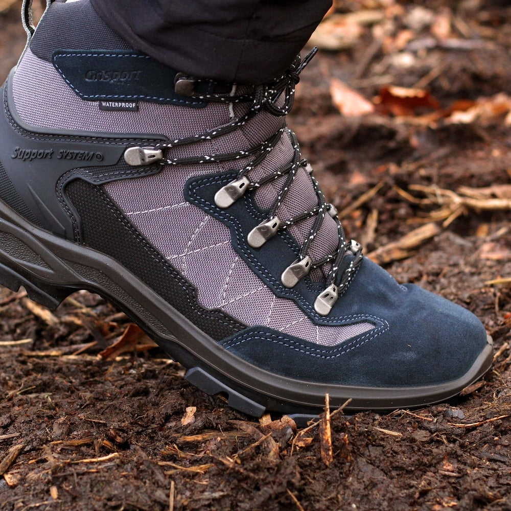 Men's Excalibur Walking Boots - Navy
