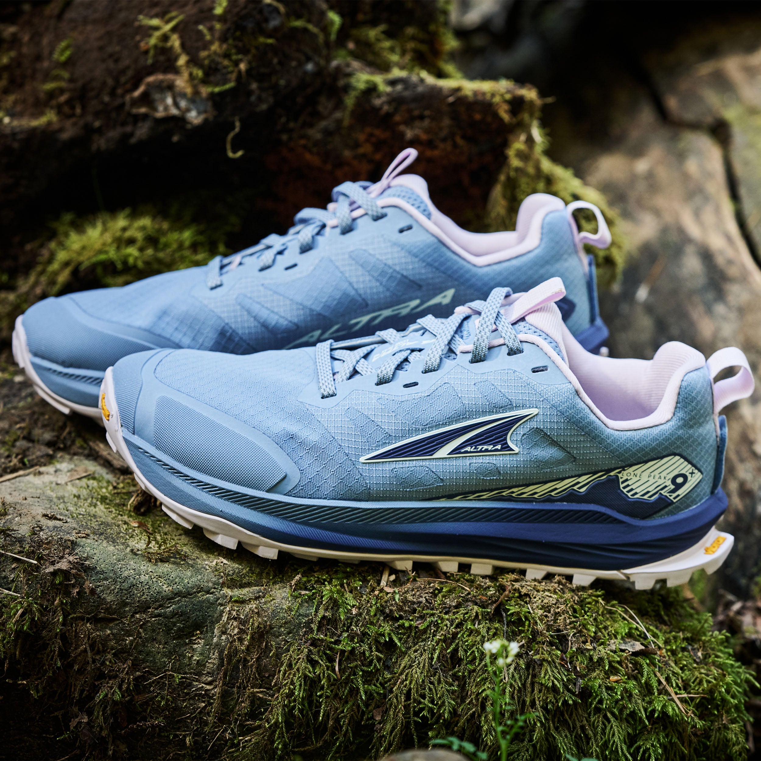 Women's Lone Peak 9+ Shoes - Blue
