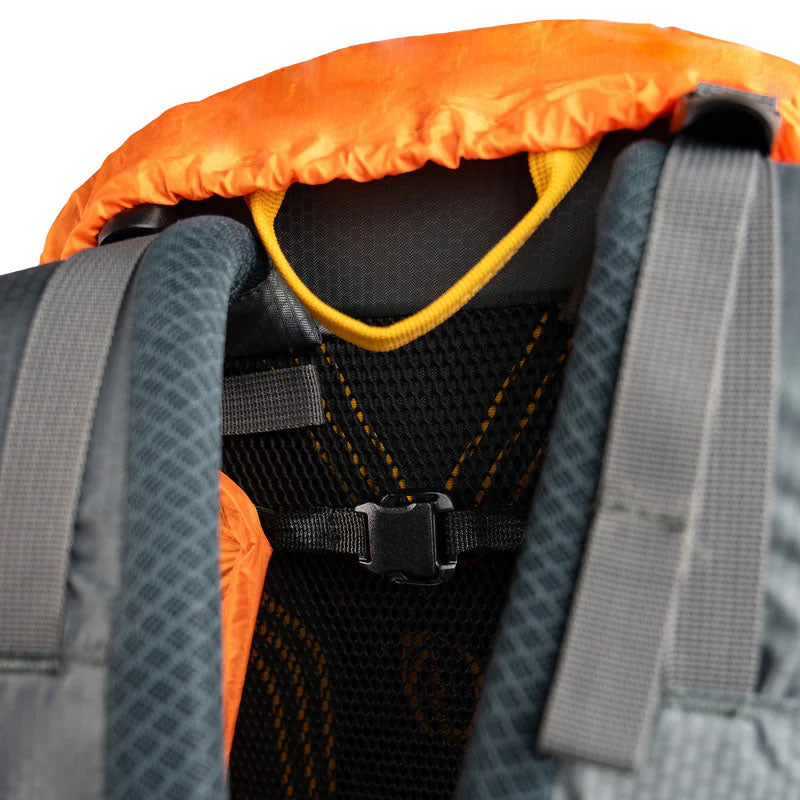 Ducks Back Large Rucksack Rain Cover - Orange