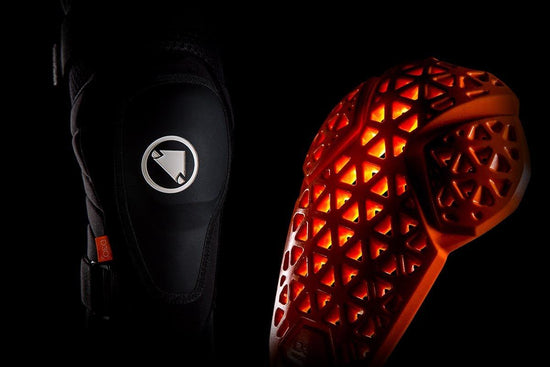 MT500 Hard Shell Knee Pads - Black