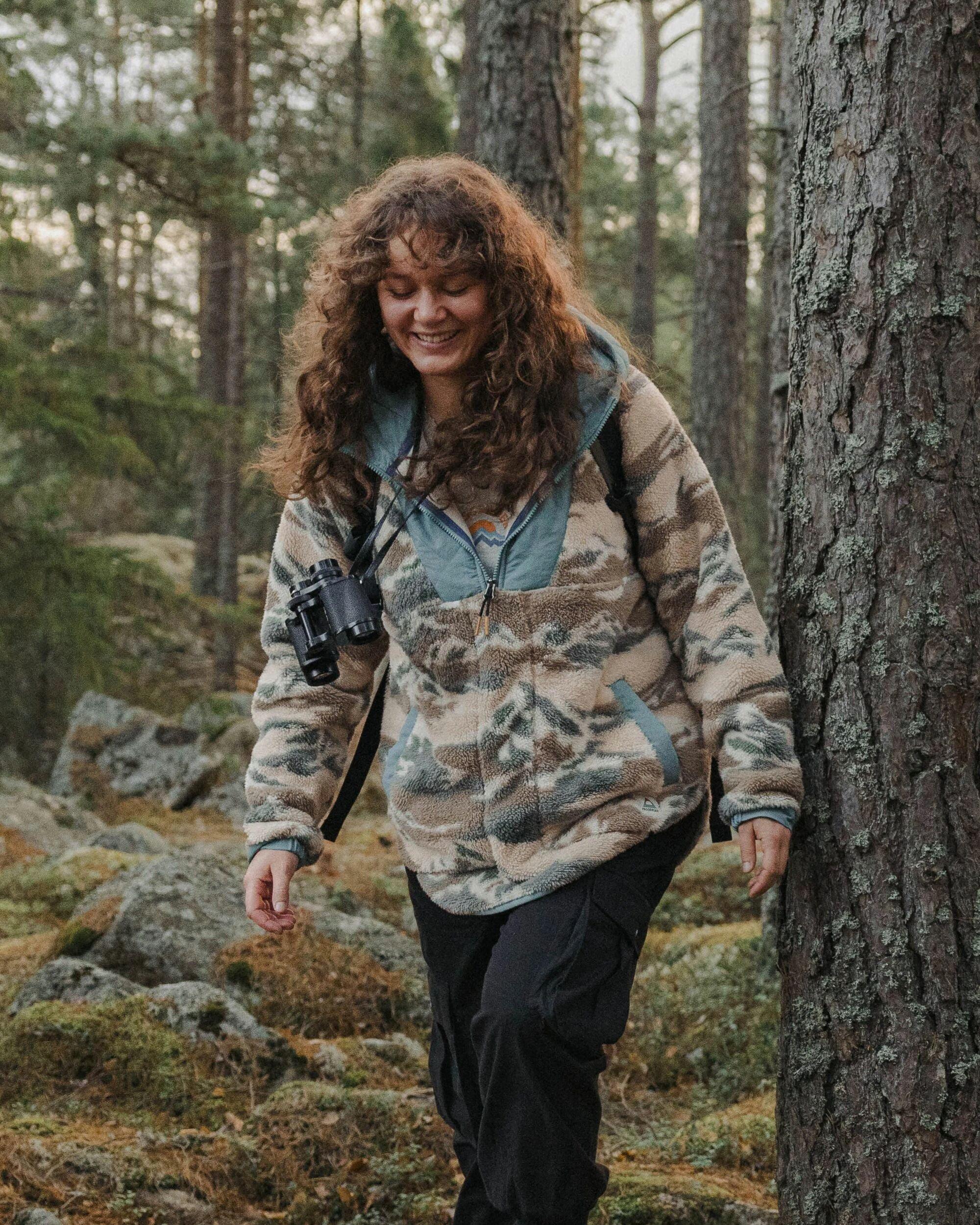 Women's Beaumont Sherpa Hooded Fleece - Cream / Blue