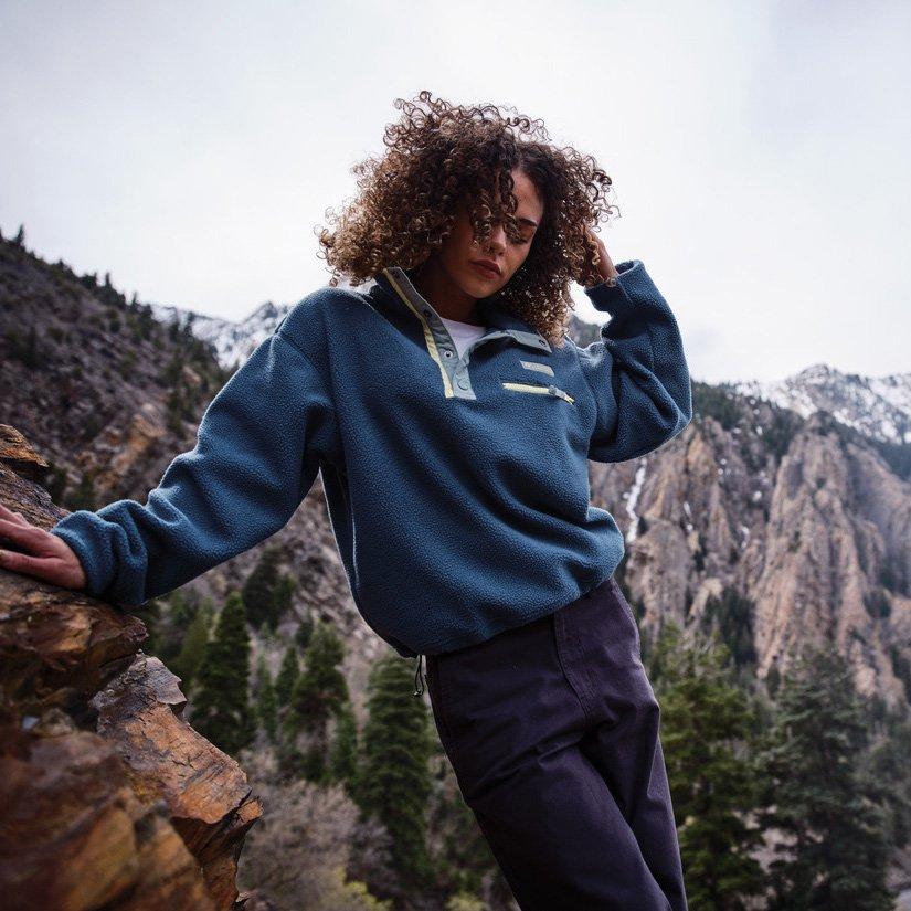 Women's Helvetia II Cropped 1/2 Snap Fleece - Blue